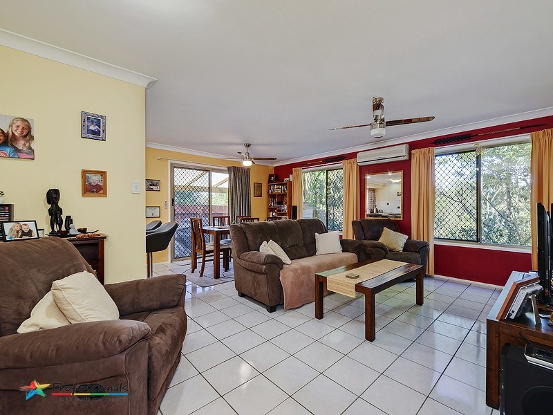 95 View Crescent, Arana Hills QLD 4054