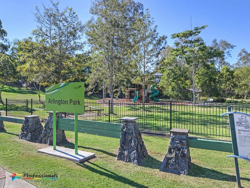 95 View Crescent, Arana Hills QLD 4054