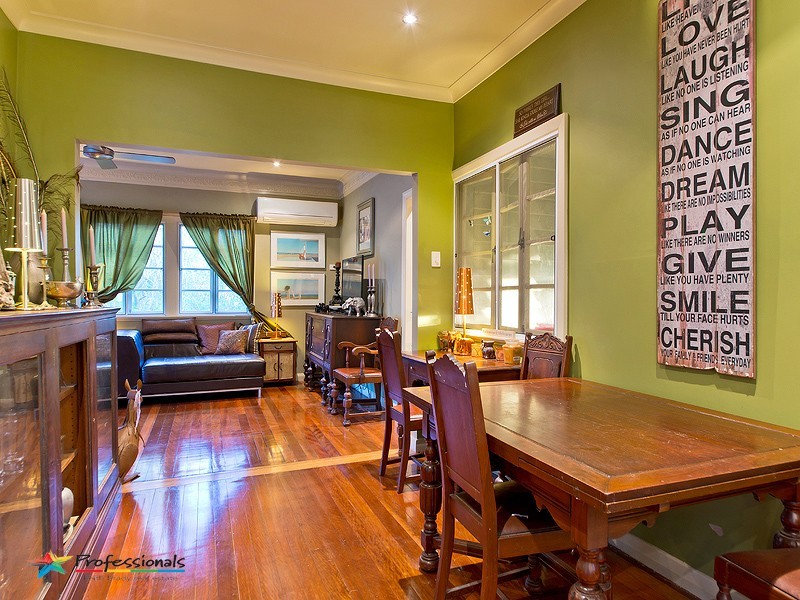 74 Cutbush Road, Everton Park QLD 4053