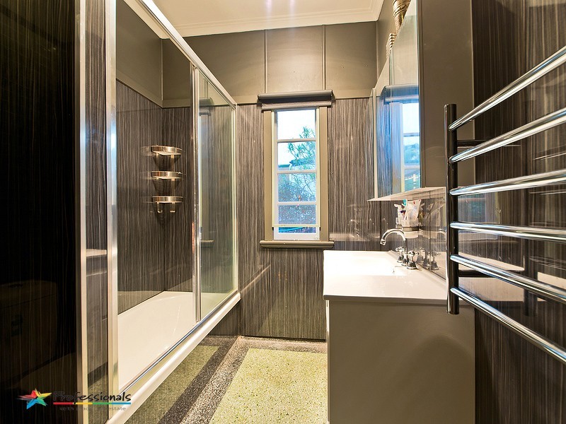 74 Cutbush Road, Everton Park QLD 4053