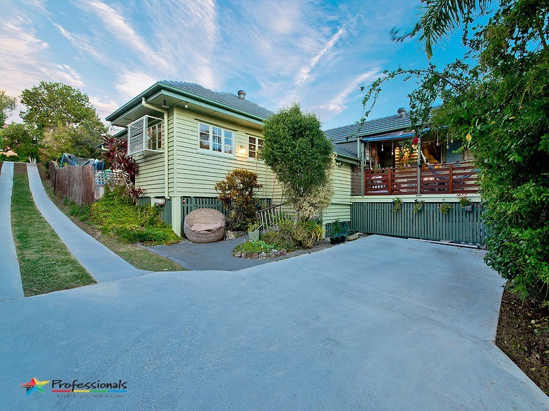 74 Cutbush Road, Everton Park QLD 4053