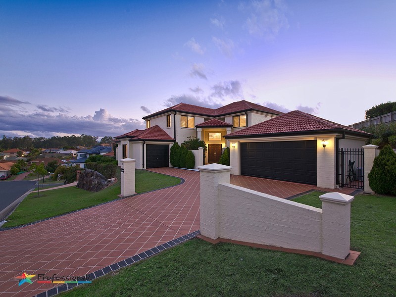 11 Van Dyke Crescent, Mcdowall QLD 4053