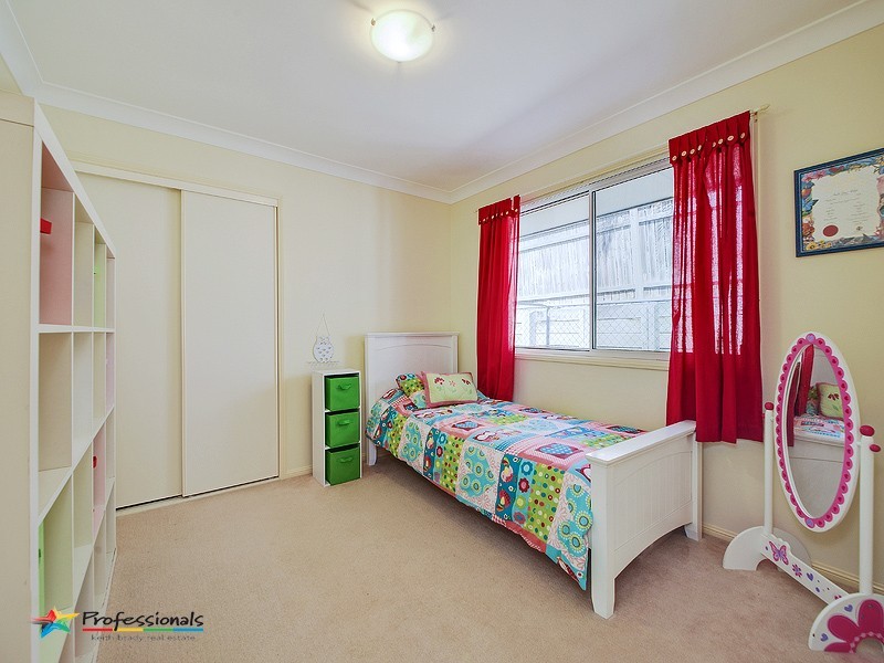 2 Coolgardie Court, Arana Hills QLD 4054