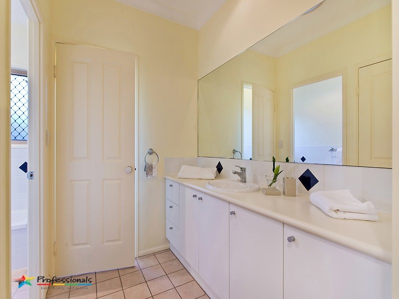 39 Kendale Street, Stafford Heights QLD 4053