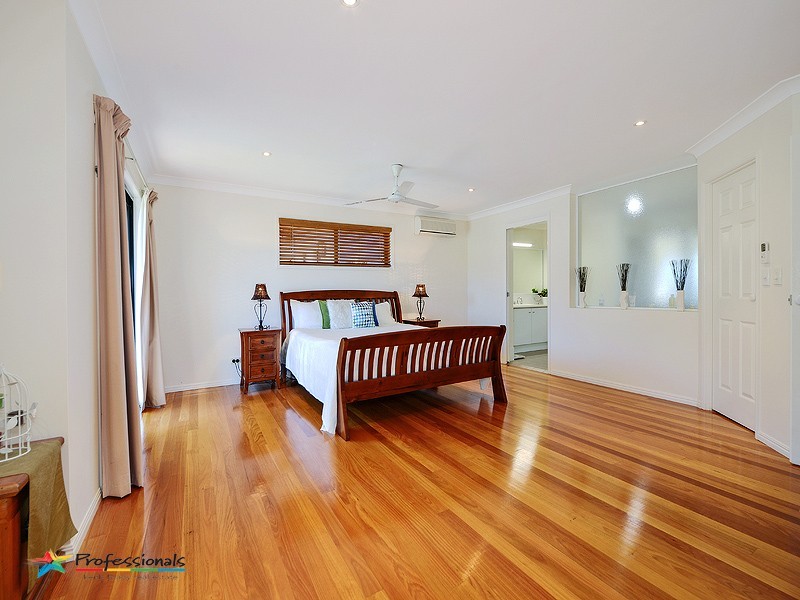 4 Butterwood Court, Arana Hills QLD 4054