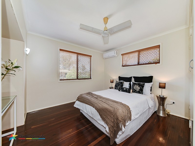 2 Pinnata Court, Everton Hills QLD 4053