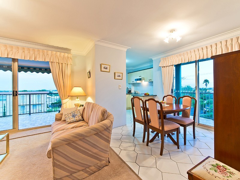 4/11 Beaconsfield Terrace, Gordon Park QLD 4031