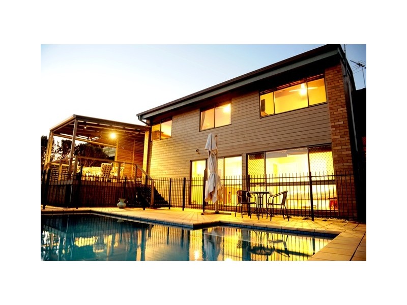 21 Acacia Street, Everton Hills QLD 4053