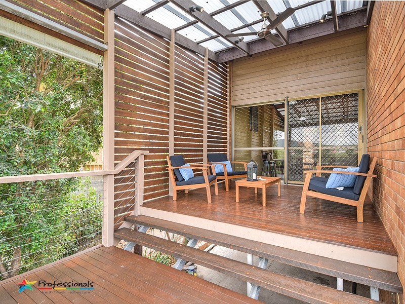 21 Acacia Street, Everton Hills QLD 4053