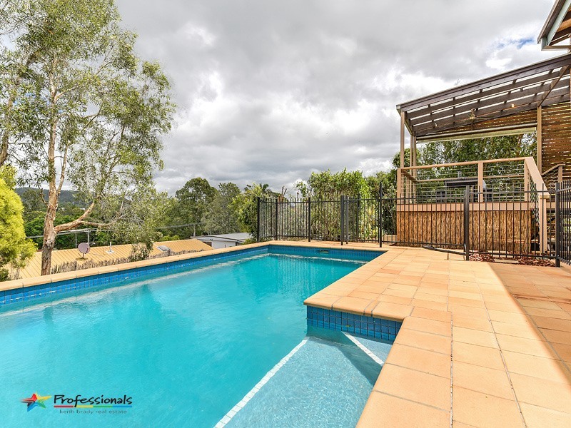 21 Acacia Street, Everton Hills QLD 4053