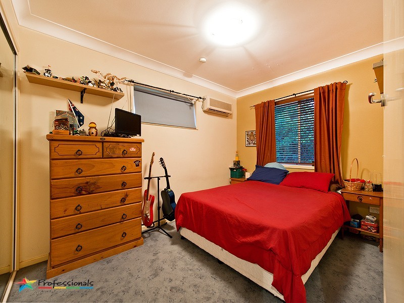 7 Bogart Street, Stafford Heights QLD 4053