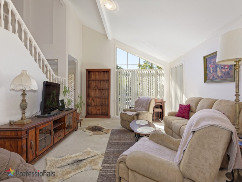 10 Seinfeld Close, Mcdowall QLD 4053