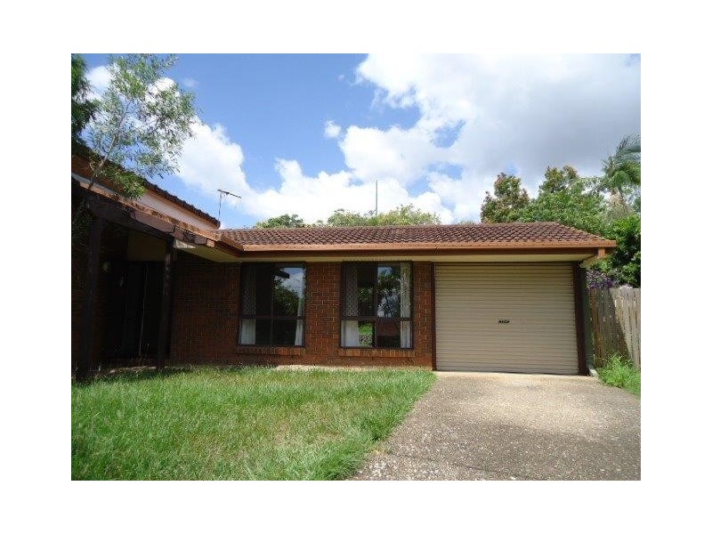 18 Hylacola Drive, Albany Creek QLD 4035