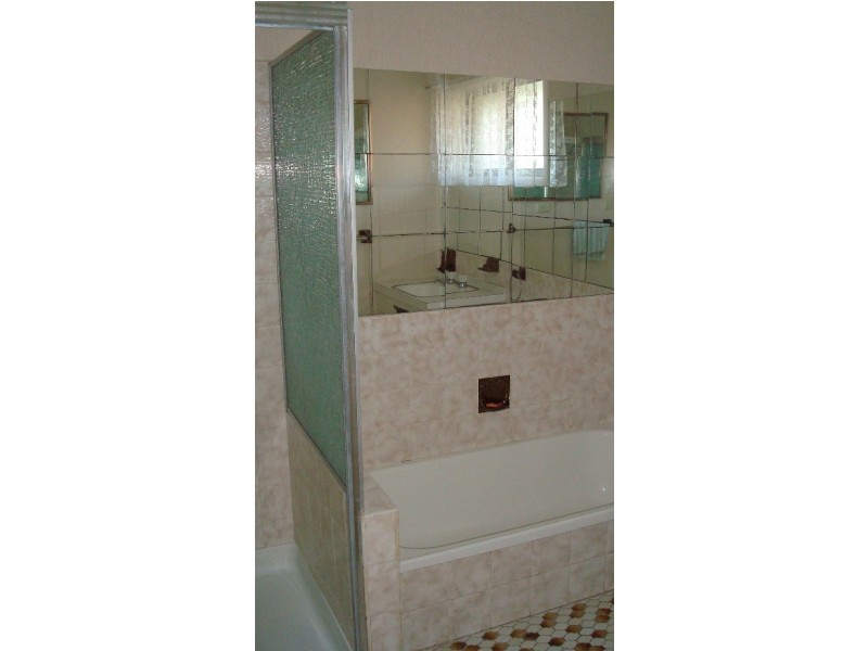 1 Hovea Street, Everton Hills QLD 4053