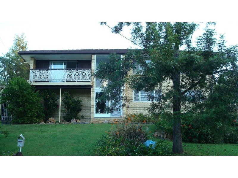 1 Hovea Street, Everton Hills QLD 4053