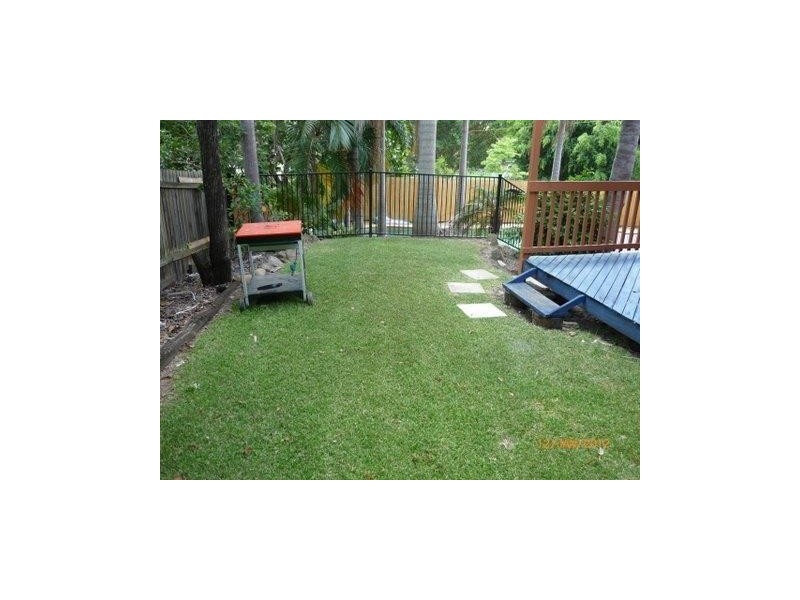 17 Alrex Street, Everton Hills QLD 4053