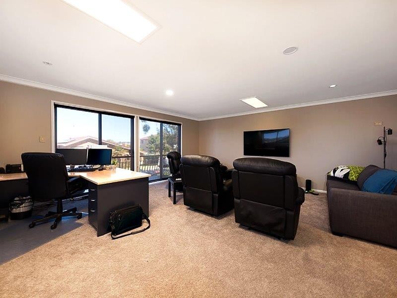 17 Hagman Street, Stafford Heights QLD 4053