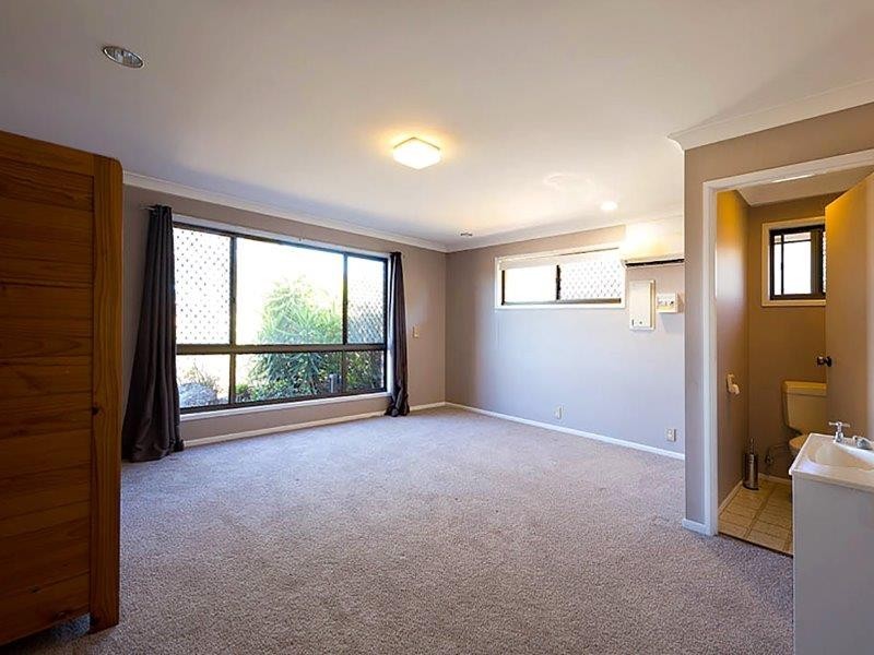 17 Hagman Street, Stafford Heights QLD 4053