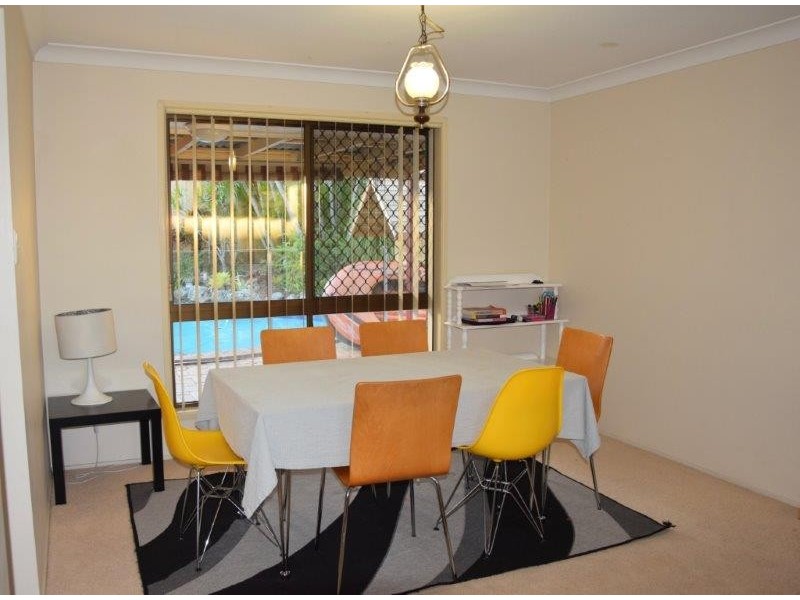 18 Landis Street, Mcdowall QLD 4053