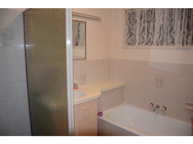 18 Landis Street, Mcdowall QLD 4053