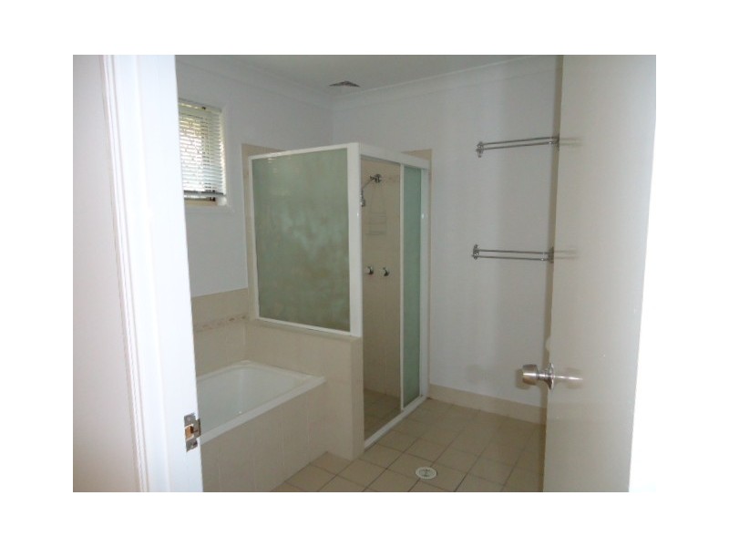 87 Silkyoak Circuit, Fitzgibbon QLD 4018