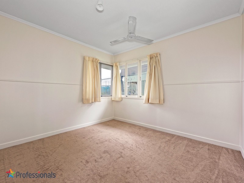 15 Ormeley Street, Stafford Heights QLD 4053