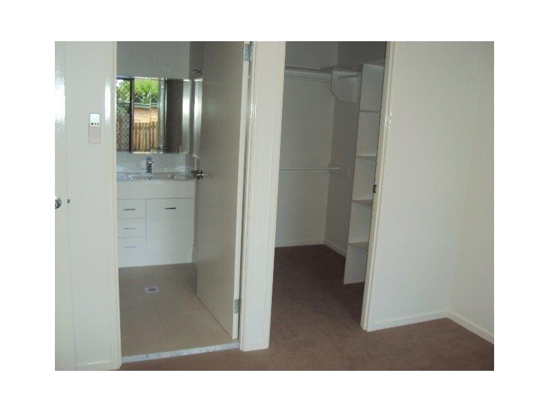 2/10 Ashmore Street, Everton Park QLD 4053