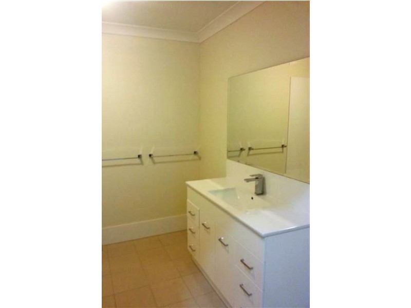 2/10 Ashmore Street, Everton Park QLD 4053