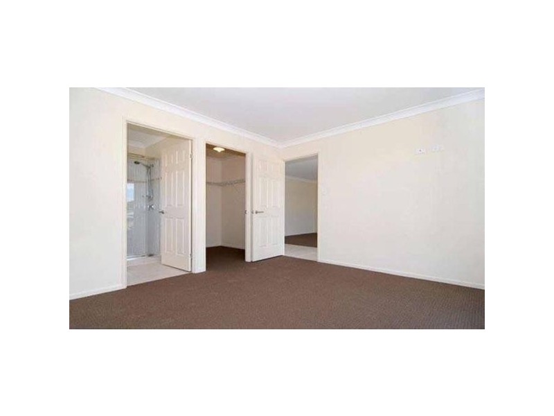 15 Ascent Street, Upper Kedron QLD 4055