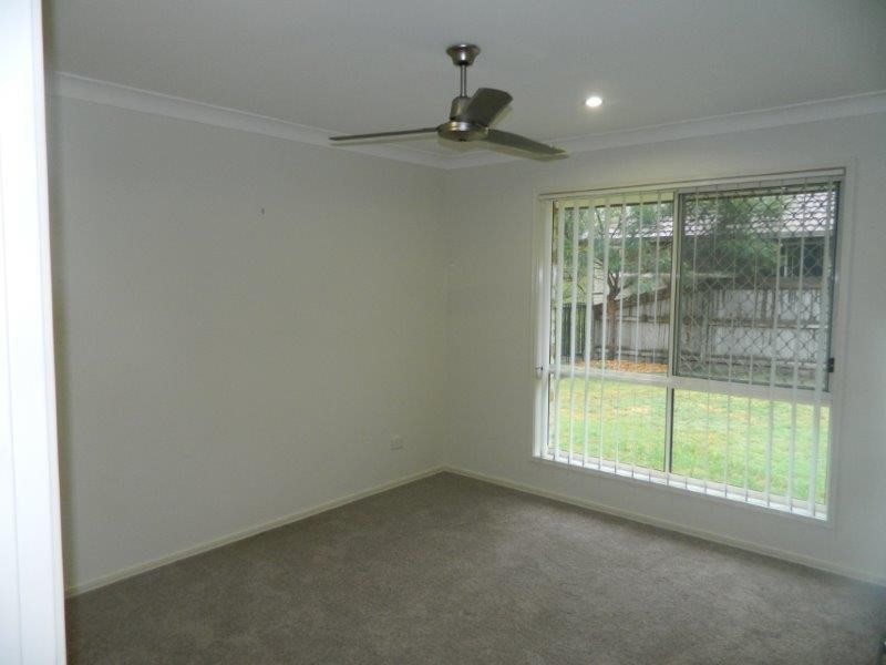 1/19 Adam Court, Kallangur QLD 4503
