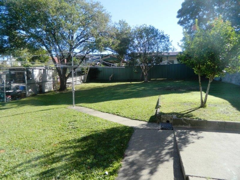 11 Leach Street, Everton Park QLD 4053
