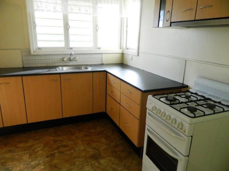 11 Leach Street, Everton Park QLD 4053