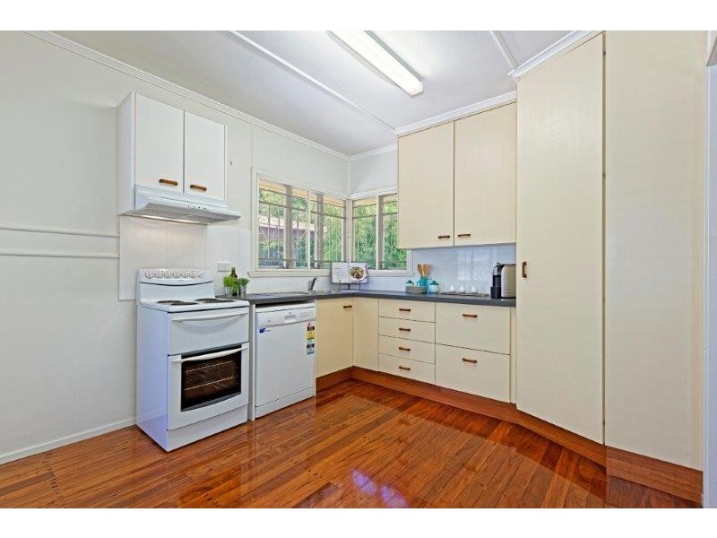 30 Elbury Street, Mitchelton QLD 4053