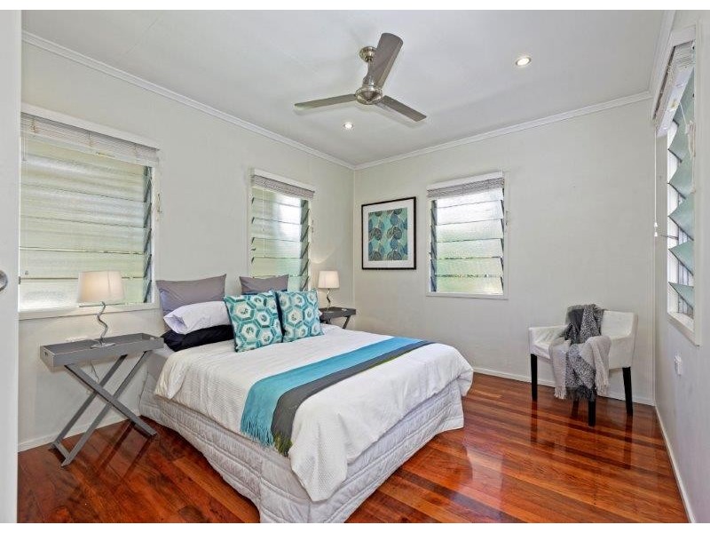 30 Elbury Street, Mitchelton QLD 4053