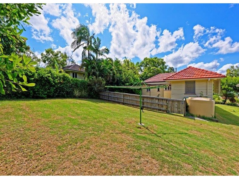 30 Elbury Street, Mitchelton QLD 4053