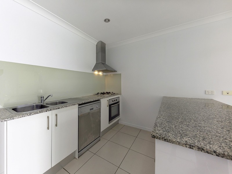 2/19 Adam Court, Kallangur QLD 4503