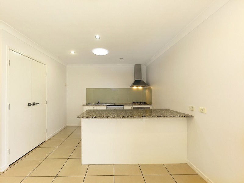 2/19 Adam Court, Kallangur QLD 4503