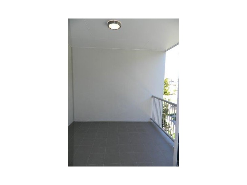 12/11 Gordon Parade, Everton Park QLD 4053