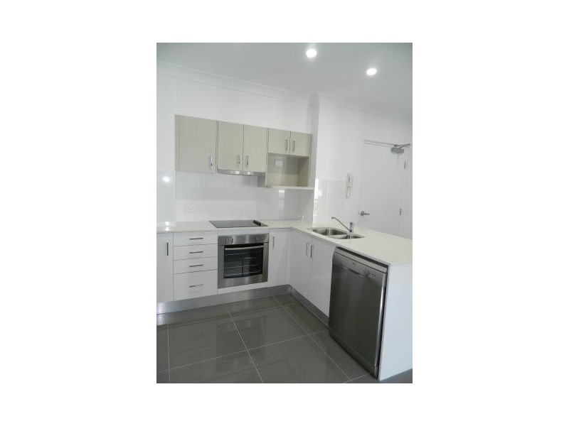 12/11 Gordon Parade, Everton Park QLD 4053