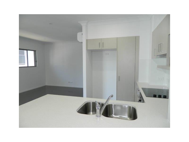 12/11 Gordon Parade, Everton Park QLD 4053