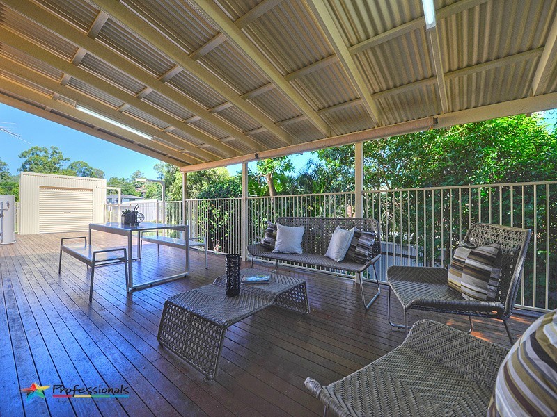 18 Soames Street, Everton Park QLD 4053