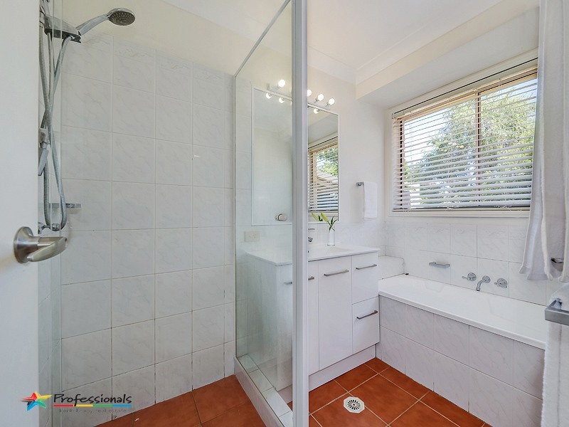 18 Soames Street, Everton Park QLD 4053