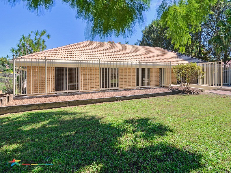 18 Soames Street, Everton Park QLD 4053