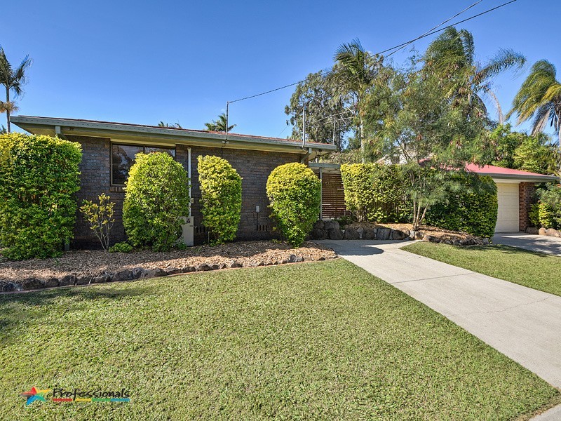 2 Kaoriki Court, Albany Creek QLD 4035
