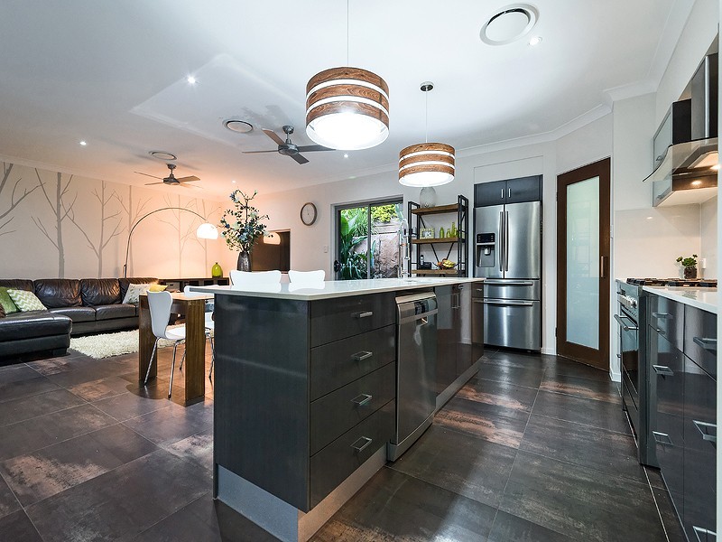 13 Jillaine Street, Everton Hills QLD 4053