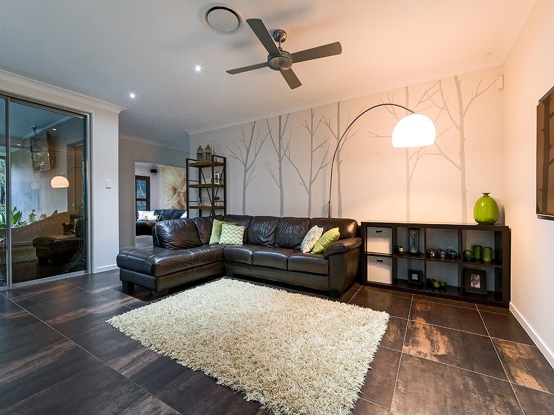 13 Jillaine Street, Everton Hills QLD 4053