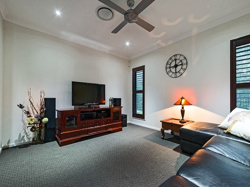 13 Jillaine Street, Everton Hills QLD 4053