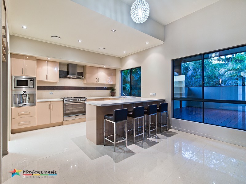 29 Atrium Way, Everton Hills QLD 4053