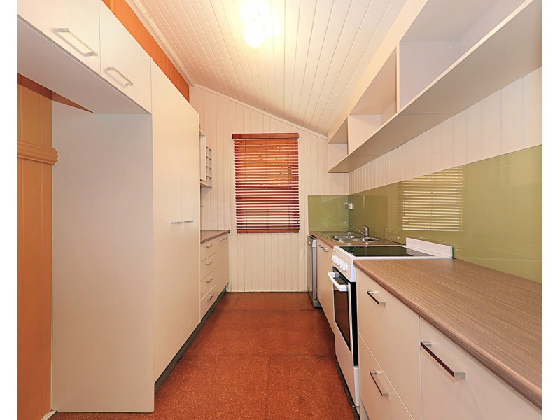 79 Erneton Street, Newmarket QLD 4051