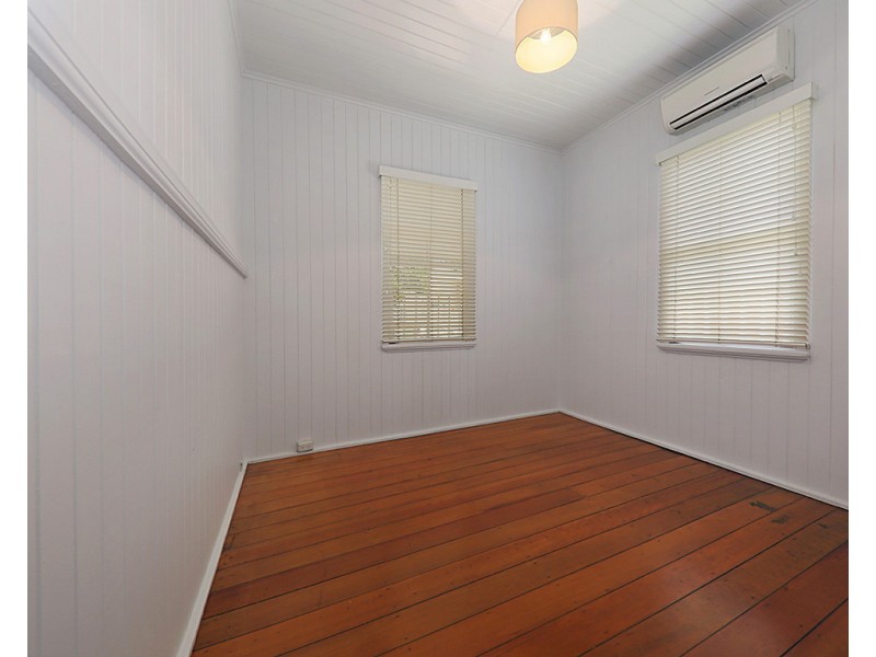 79 Erneton Street, Newmarket QLD 4051